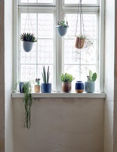 Bloomingville hanging flowerpot